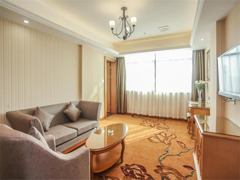Vienna Hotel Fuzhou Linchuan Avenue Exteriér fotografie